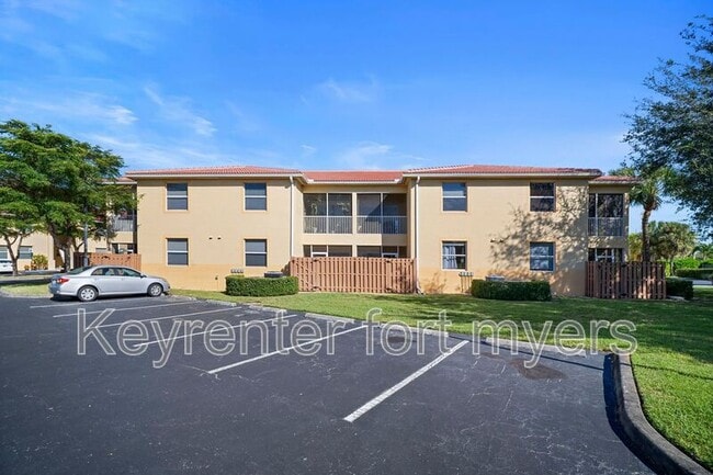 Building Photo - 4241 Bellasol Cir