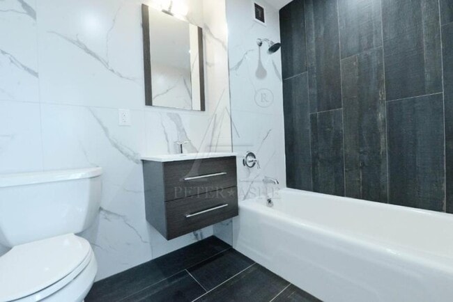 Foto del edificio - 0 bedroom in New York NY 10035