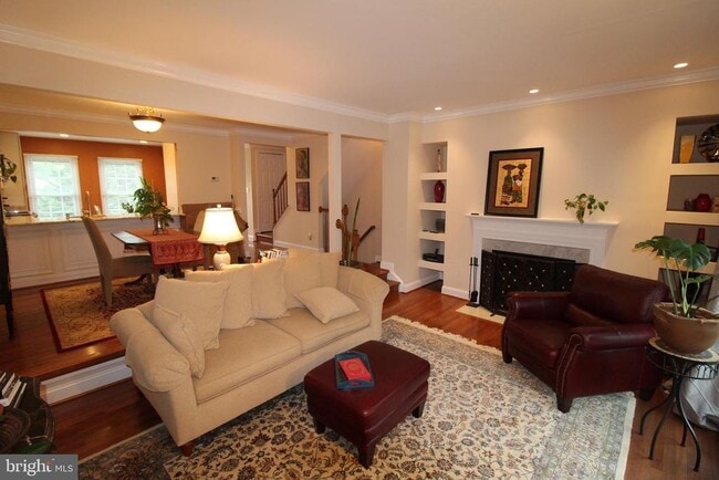 Building Photo - 9630 Sutton Green Ct