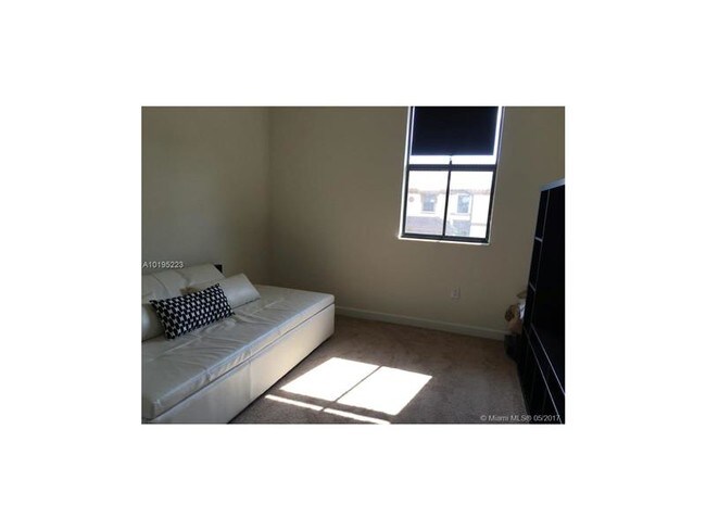 Foto del edificio - 12345 S Village Cir
