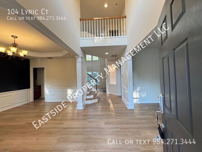 Building Photo - 104 Lyric Ct