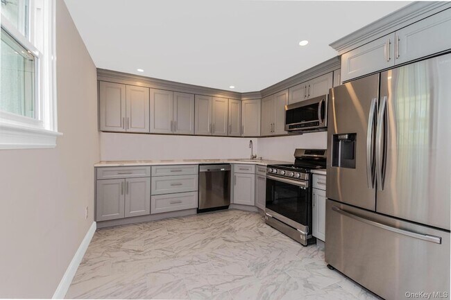 Foto del edificio - 2 Bryn Mawr Pl