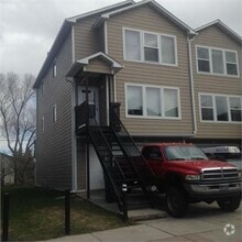Building Photo - 1749 W Kagy Blvd