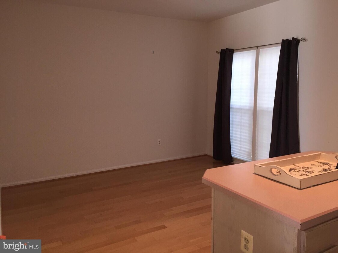 Foto principal - 8502 Heathermore Blvd