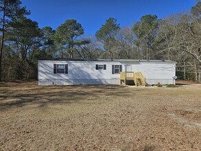 Building Photo - 132 Chester White Dr