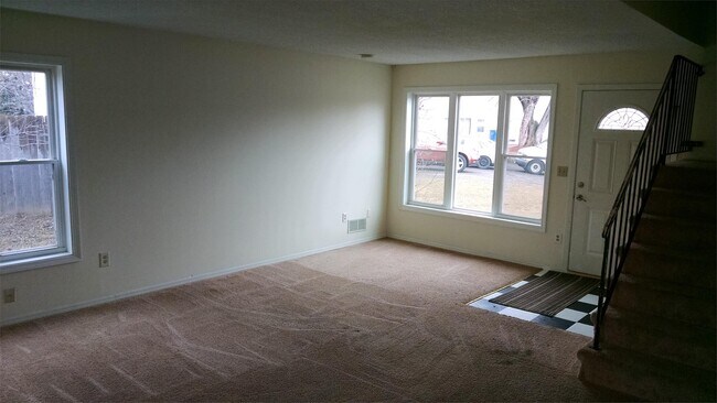 Building Photo - 3597 Gershwin Pl