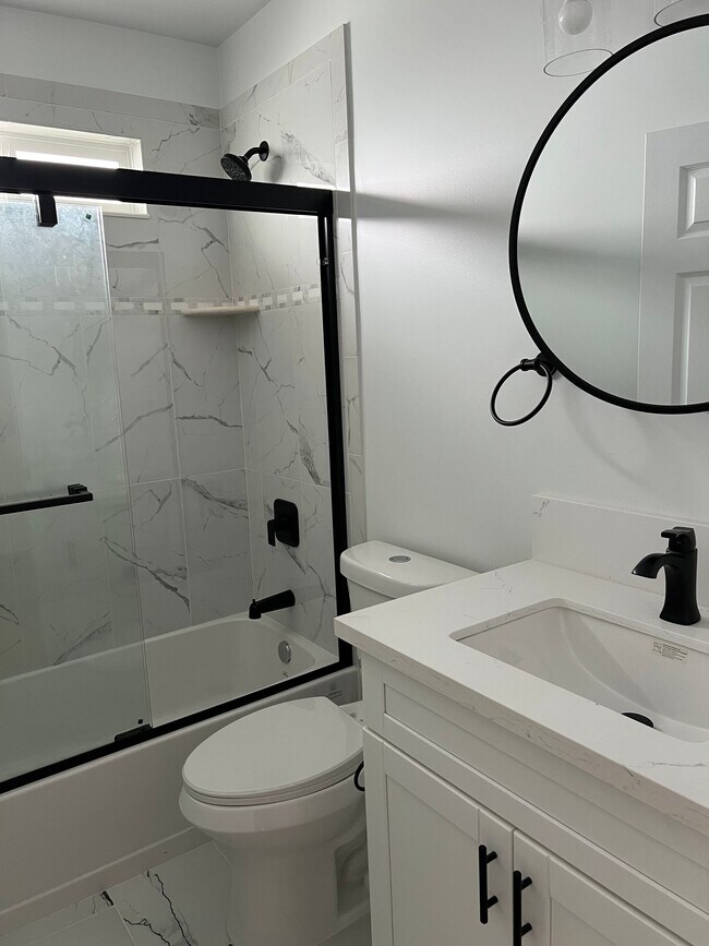 Foto del edificio - 951 N Oxford Ave