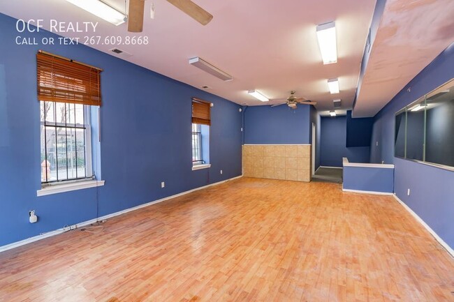 Building Photo - 617 S 18th St