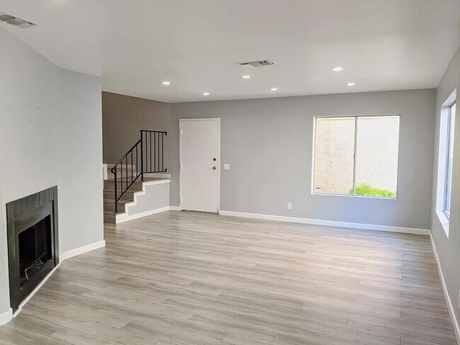 Living Room - 9356 Mesa Verde Dr