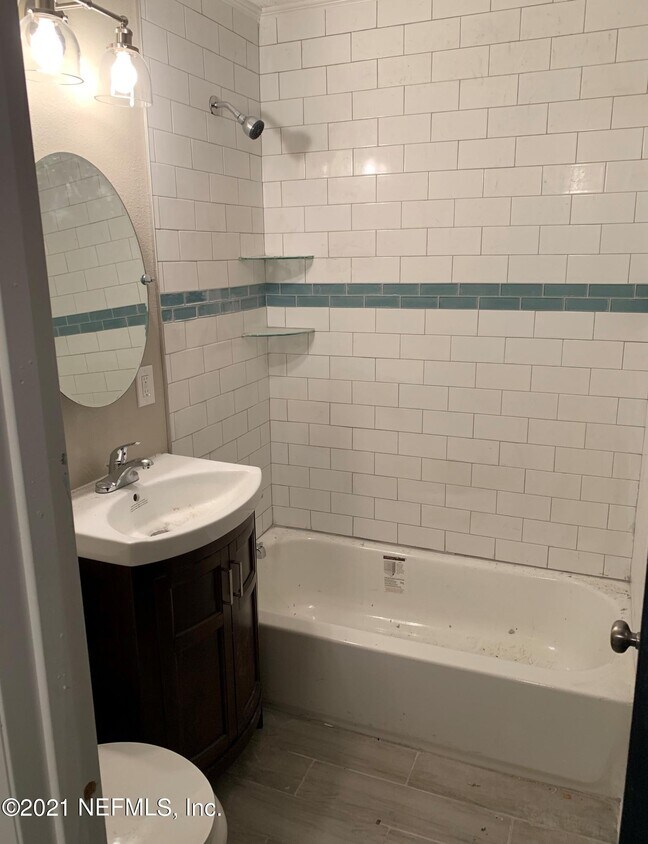 Foto principal - 6728 Helston Ct
