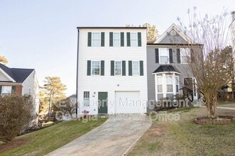 Building Photo - 84 Barrington Pl