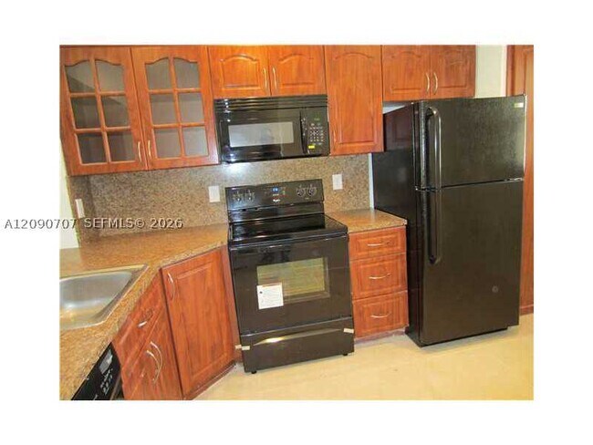 Foto del edificio - 862 NE 209th St