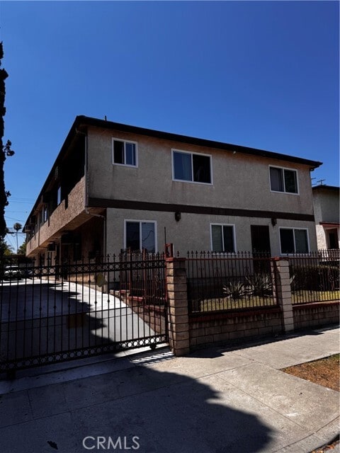 Building Photo - 3225 Pueblo Ave