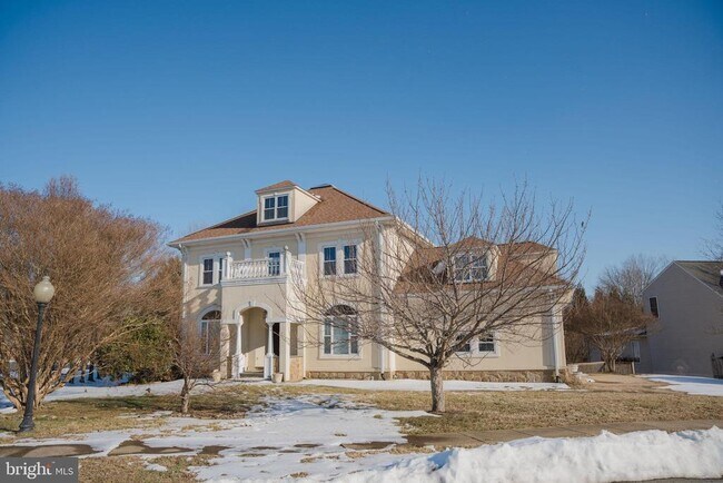 Foto del edificio - 6902 Tower of London Dr