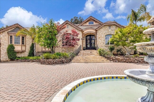 Building Photo - 15219 Sobey Rd