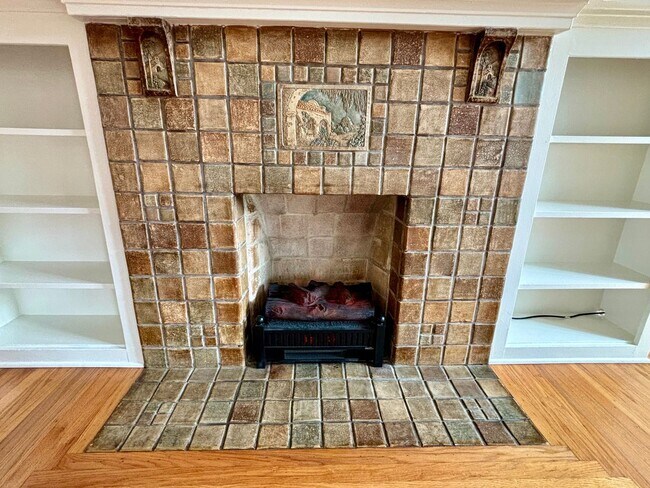 Foto del edificio - Beautiful 2 bed 1 bath home in University Heights