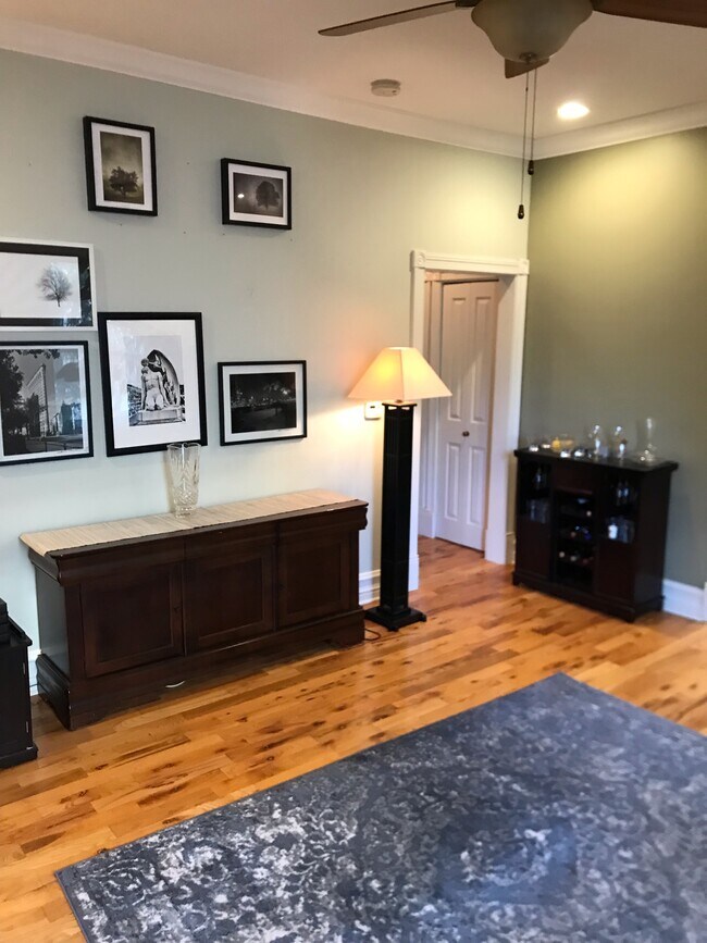 Foto del edificio - 1307 Washington St