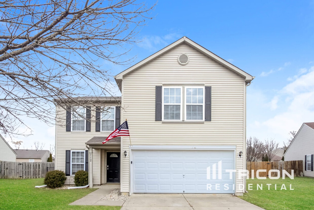 712 Holly Rose Way New Whiteland IN House Rental in New Whiteland, IN