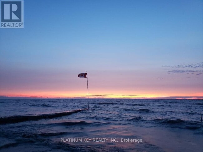 Building Photo - 5409 Oak Ave