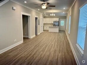 Building Photo - 177 Date Palm Ln