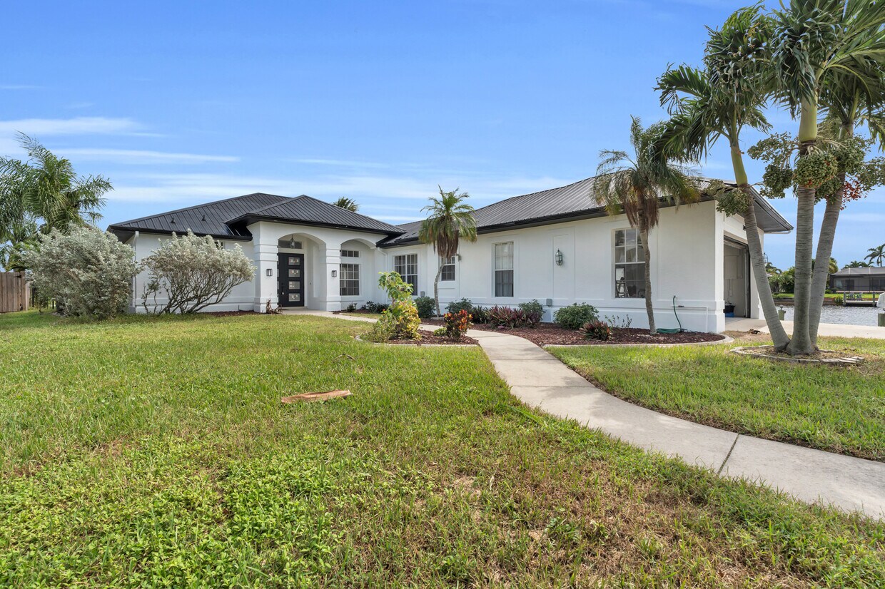 Foto principal - 1749 SE 44th Terrace