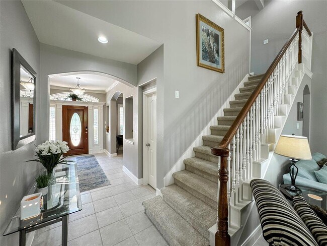 Foto del edificio - 5224 Hidden Brook Ln