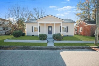 Building Photo - 4313 Wallace St