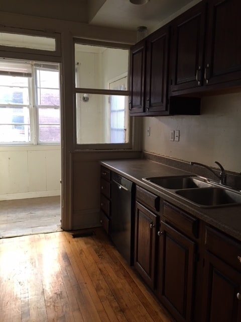 Foto del edificio - Three Bedroom Brick Home in the City of Charleston.