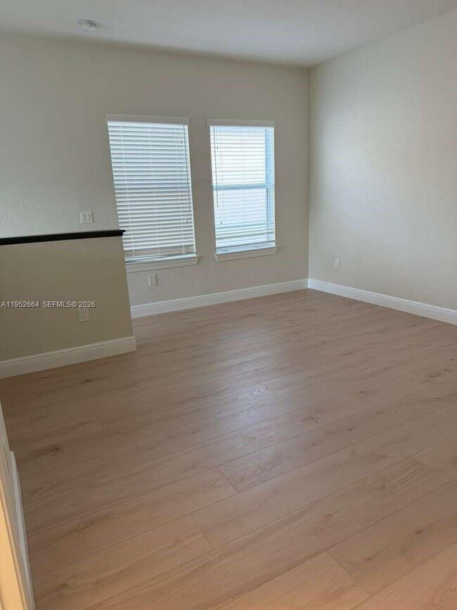 Foto del edificio - 3917 Mahogany Ln