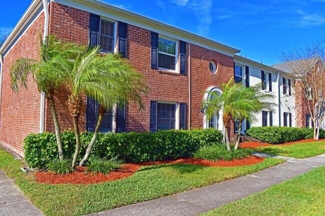 Building Photo - 13682 Orange Sunset Dr