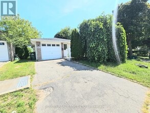 Building Photo - 508 Pinetree Crescent