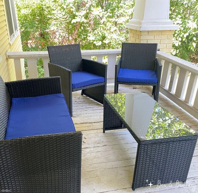 Building Photo - 3 br, 2 bath House - 923 N Holyoke St