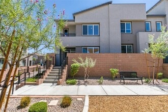 Building Photo - 1031 Valeria Rdg Ln