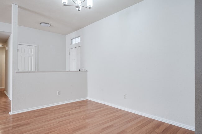 Foto del edificio - 5700 SE 87th St