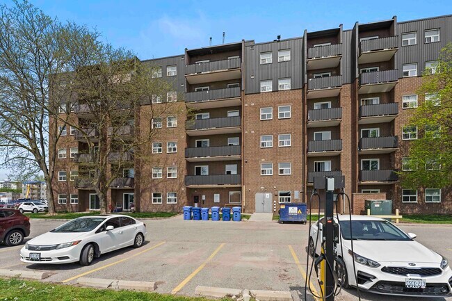 Photo du bâtiment - Meadowpark Apartments