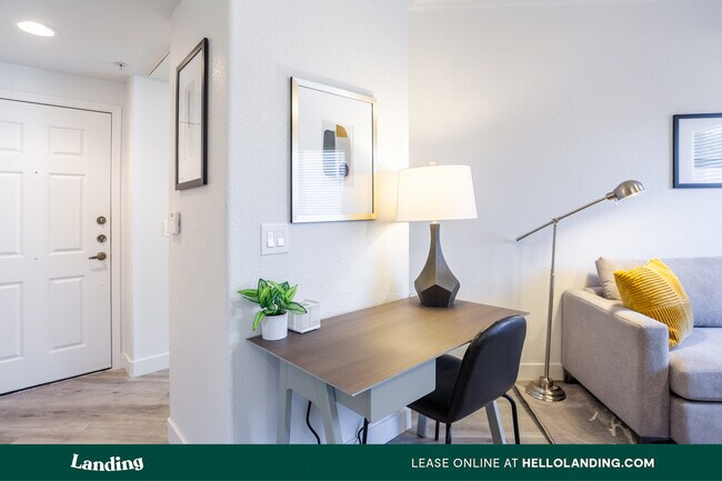 Foto del edificio - 2155 S 55th St