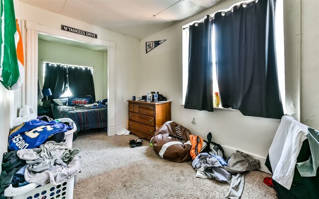 Building Photo - 3 br, 2 bath Apartment - 330 Atwood St Apt 3