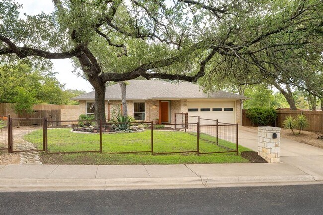 Building Photo - 1406 Radam Cir