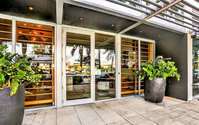 Foto del edificio - 3451 NE 1st Ave