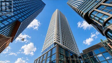 Building Photo - 88 Queen St E