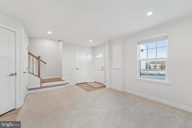 Foto del edificio - 208 River Birch Wy