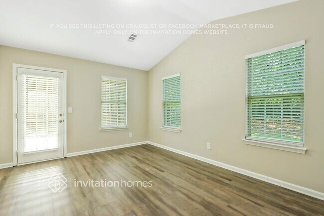 Foto del edificio - 3823 Landgraf Cove