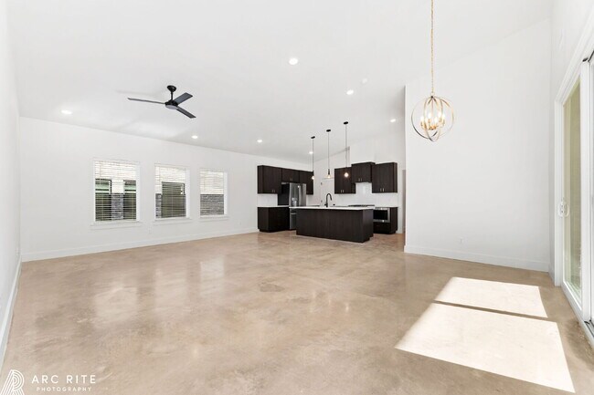 Building Photo - Pre-Leasing Fall of 2026!! Luxury Homes!!