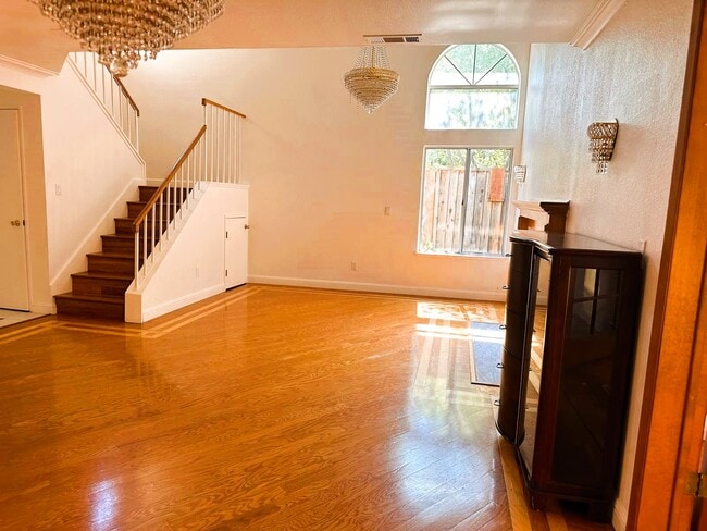 Building Photo - 3025 Badger Dr