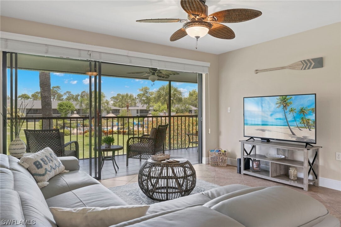 Foto principal - 1204 Commonwealth Cir