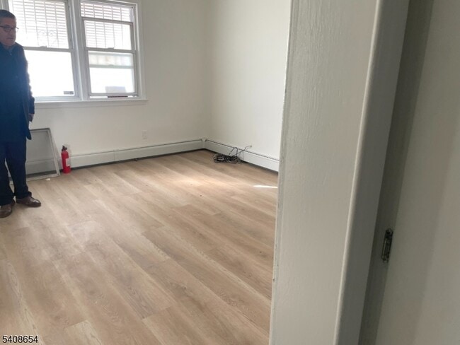 Foto del edificio - 345 Sussex St