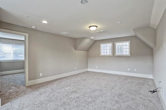 Building Photo - 1103 Oakmont Glen Ct