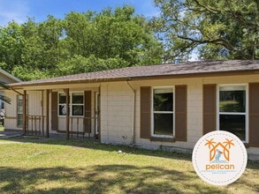 Building Photo - 905 Lagoon Dr