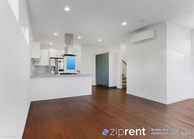 Foto del edificio - 3 br, 3.5 bath House - 733 Martin Luther K...