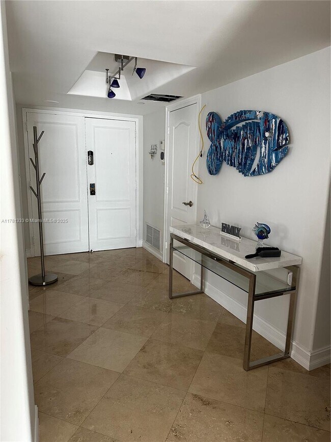 Foto del edificio - 3410 Galt Ocean Dr